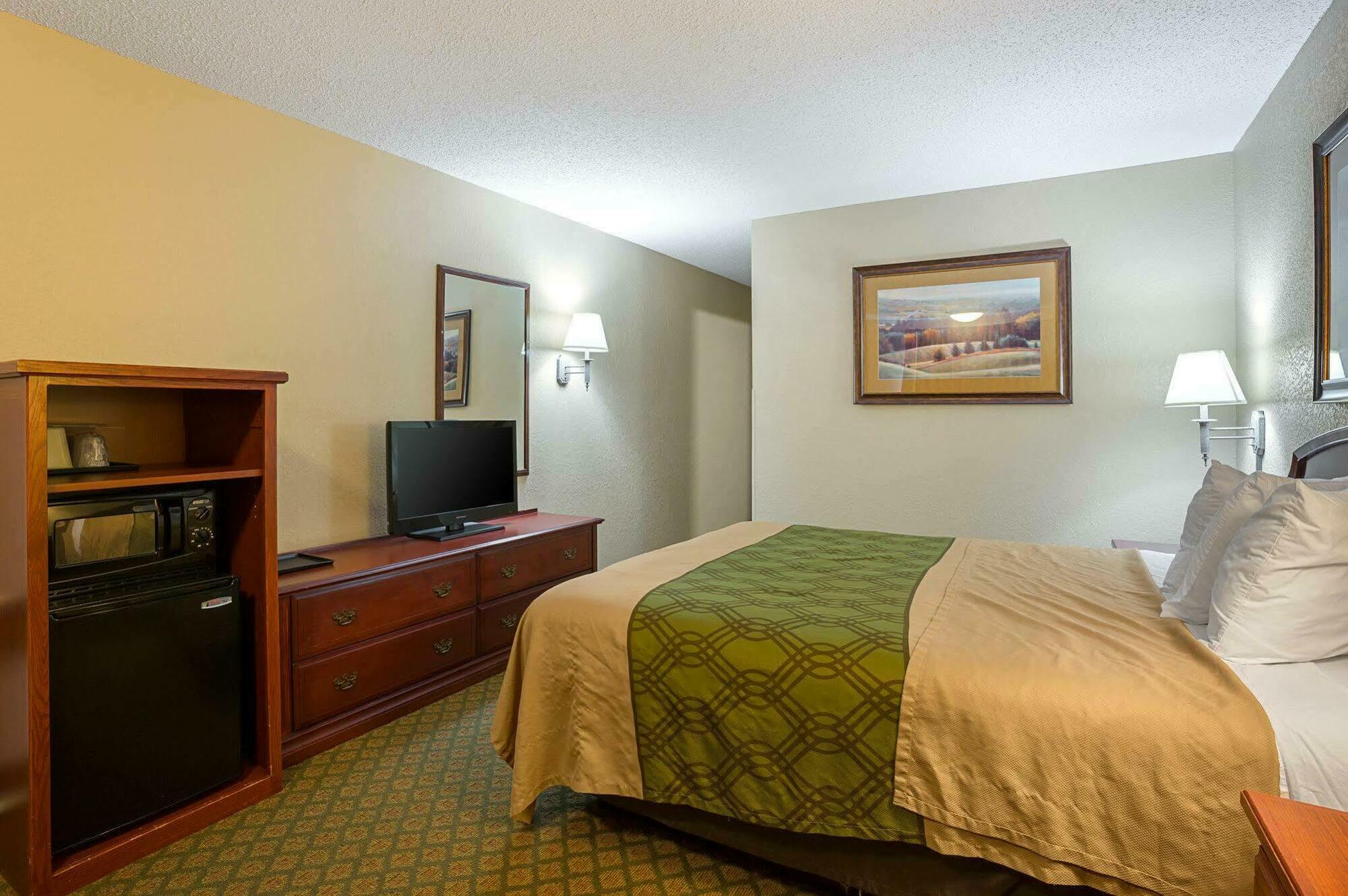 Rodeway Inn & Suites Kearney Exteriör bild